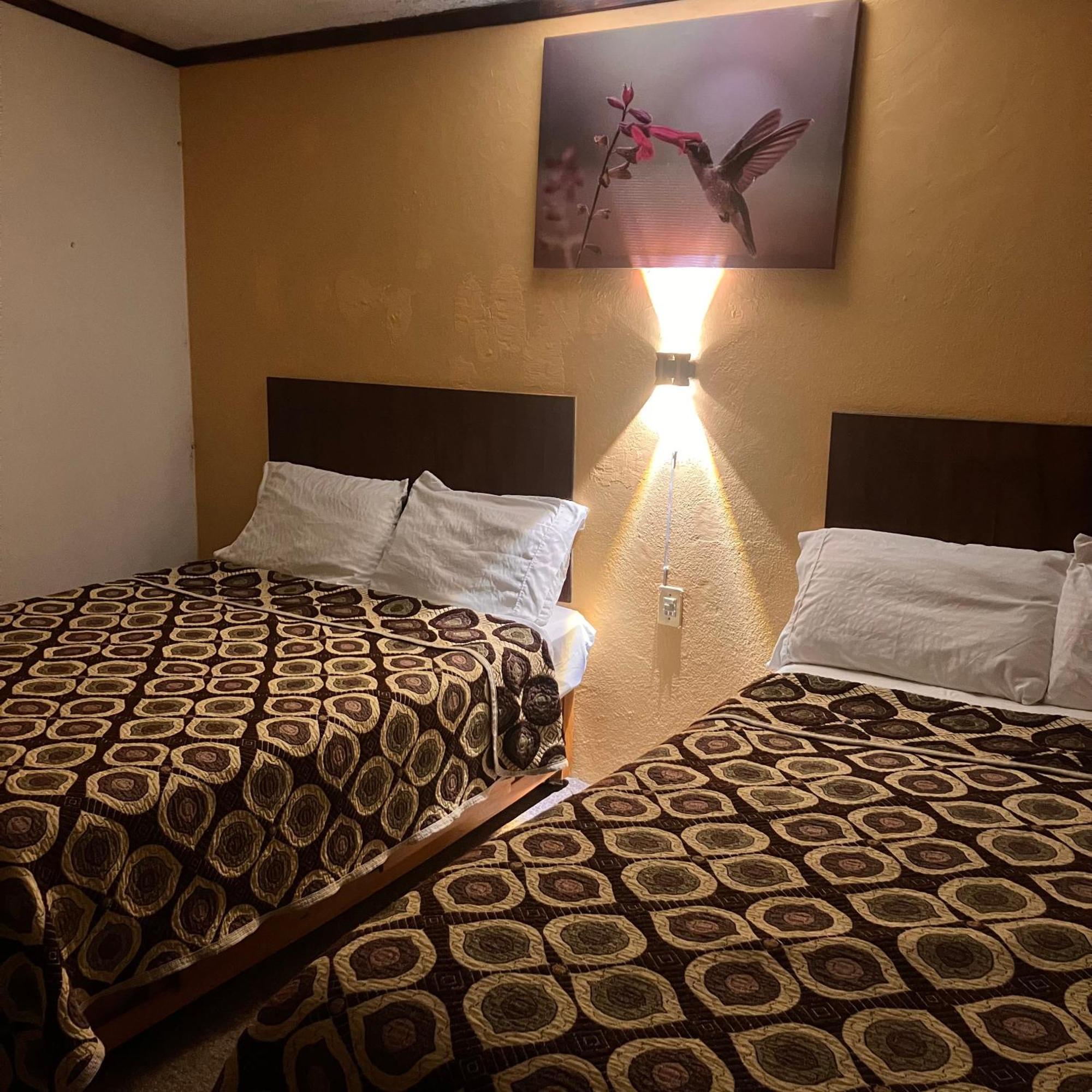 Hotel Santa Fe 치그나우아판 외부 사진