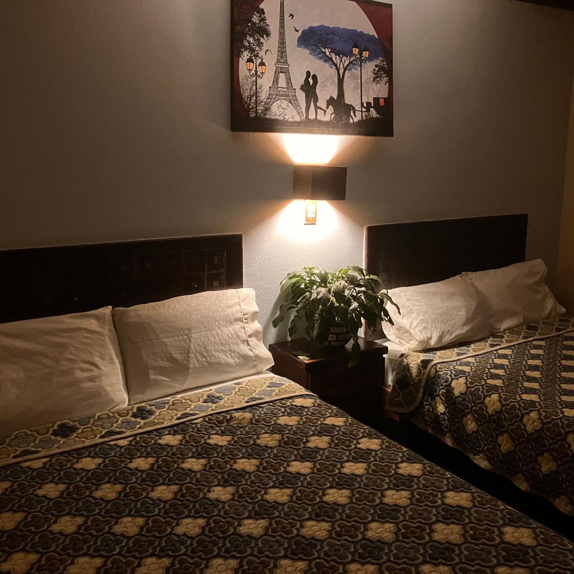 Hotel Santa Fe 치그나우아판 외부 사진