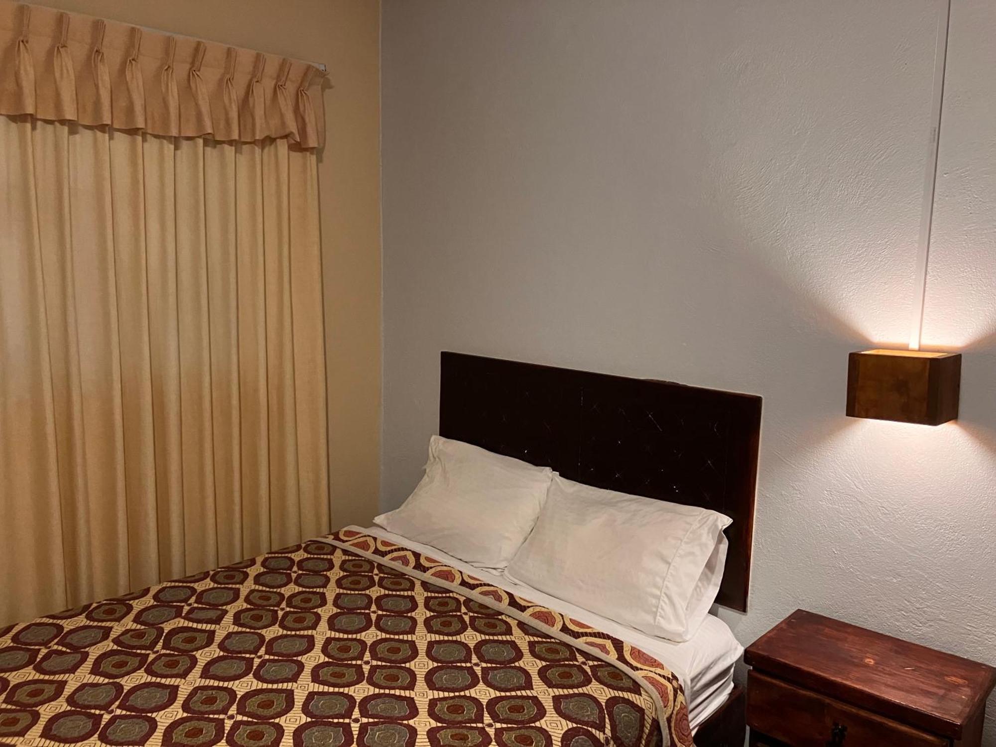 Hotel Santa Fe 치그나우아판 외부 사진