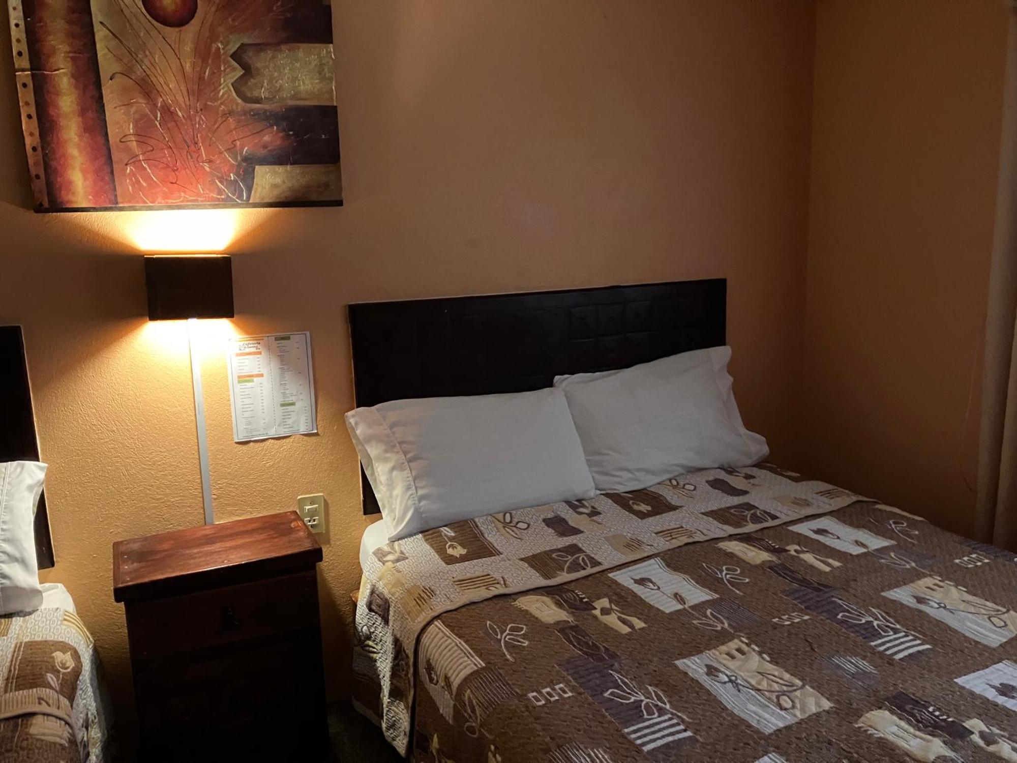 Hotel Santa Fe 치그나우아판 외부 사진