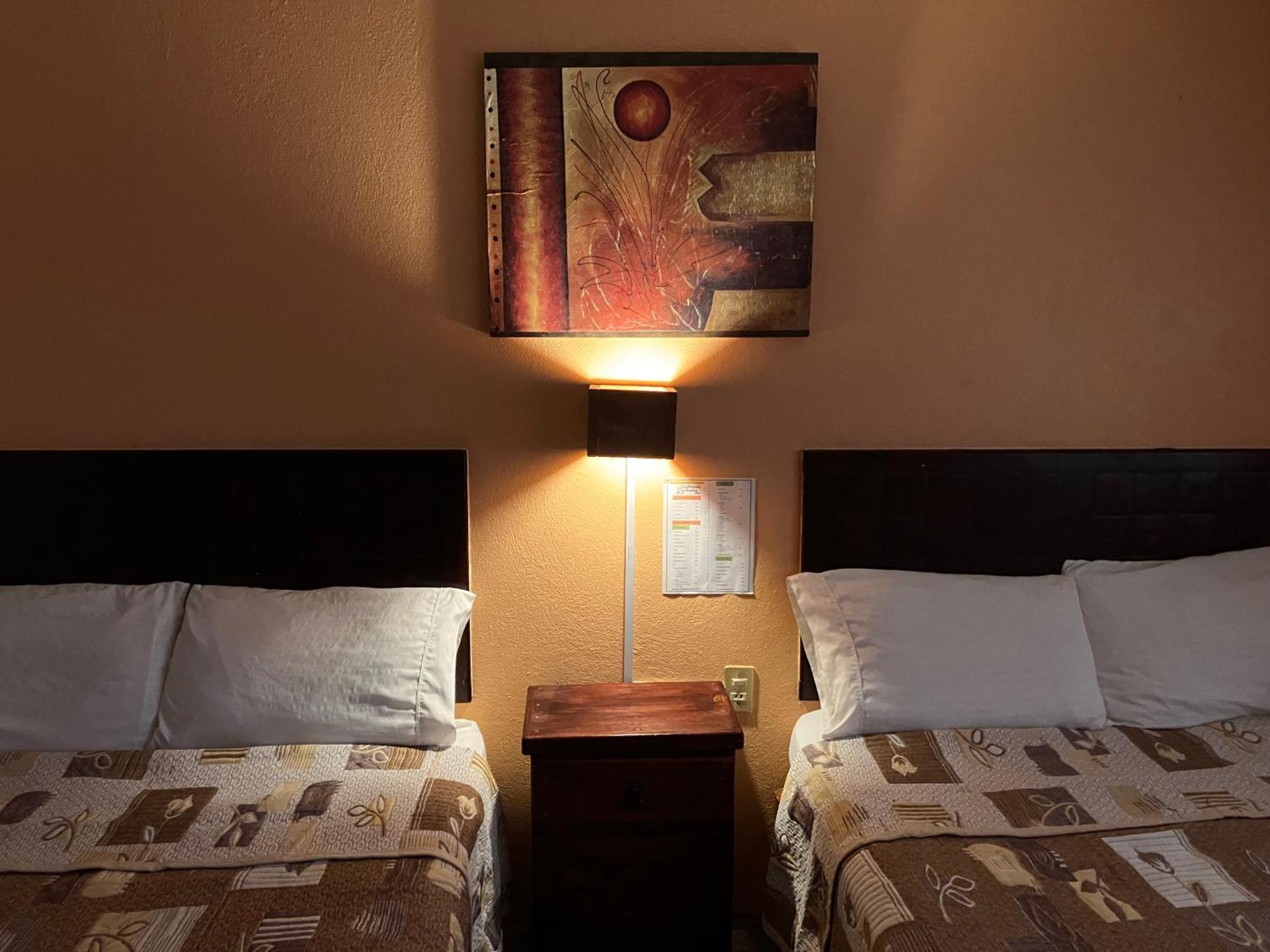 Hotel Santa Fe 치그나우아판 외부 사진